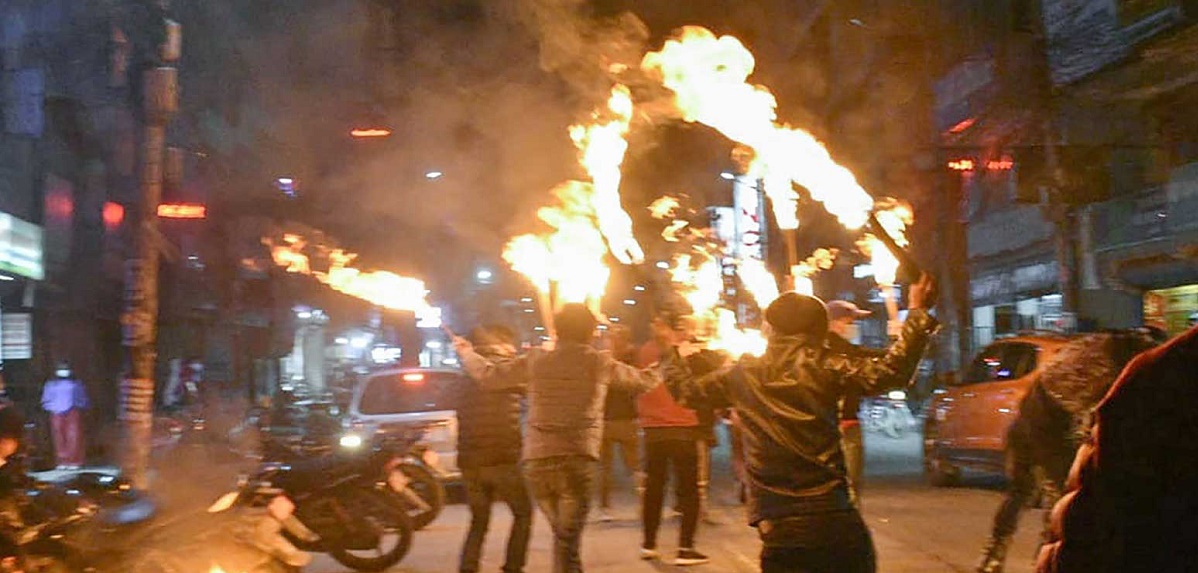 मूल्यवृद्धिको विरोधमा अनेरास्ववियुको मसाल जुलुस